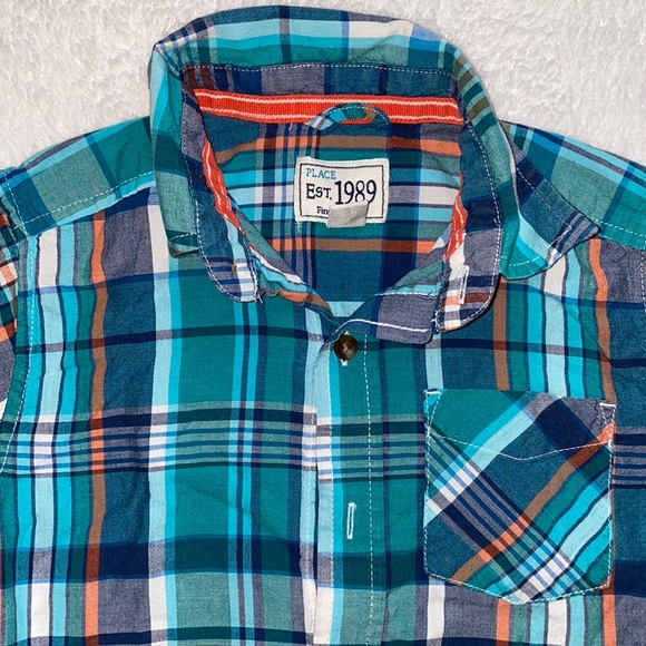 Children’s Place plaid button down shirt (S-5/6) - Picture 2 of 9